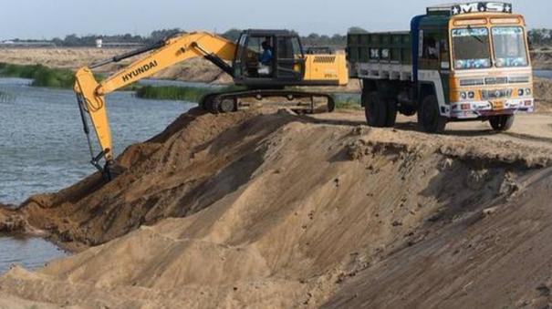 மணல் கொள்ளை