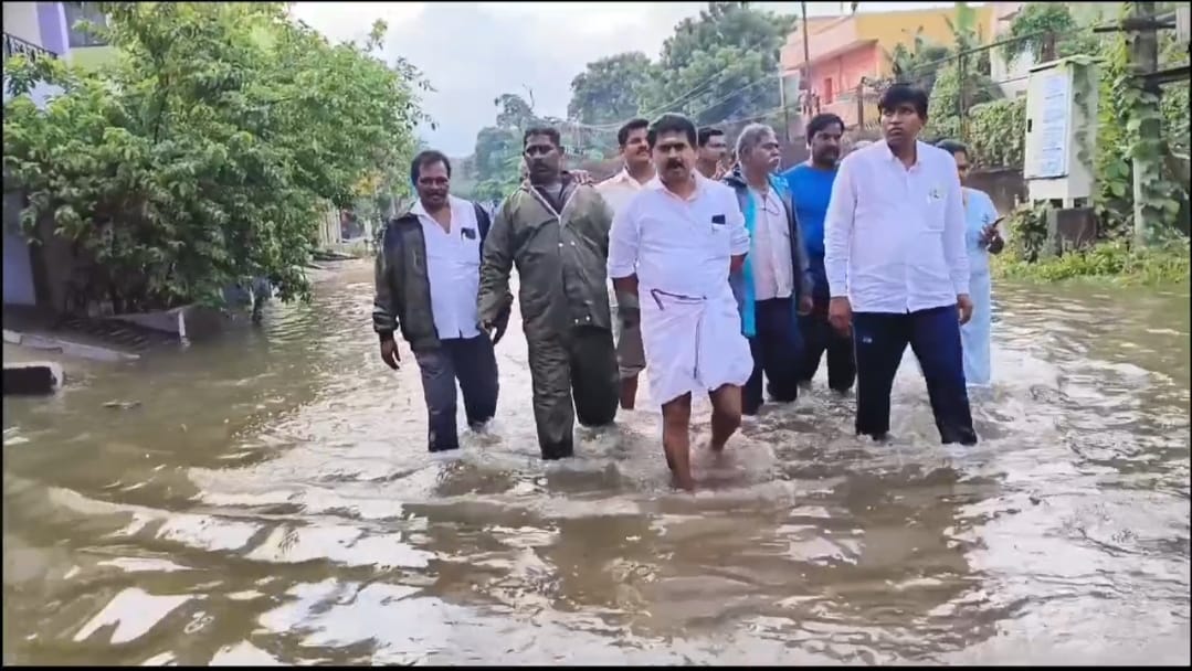 சென்னை மாநகராட்சி ஆணையரிடம் வேண்டுகோள் விடுத்த முன்னாள் சட்டமன்ற உறுப்பினர்!