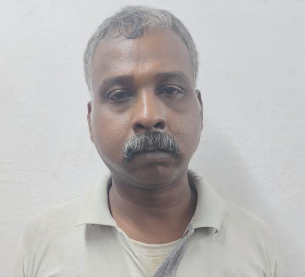 சென்னையில் ஆயுதங்களுடன் ஏ-பிளஸ் கேட்டகிரி ரவுடி கூட்டாளியுடன் கைது  