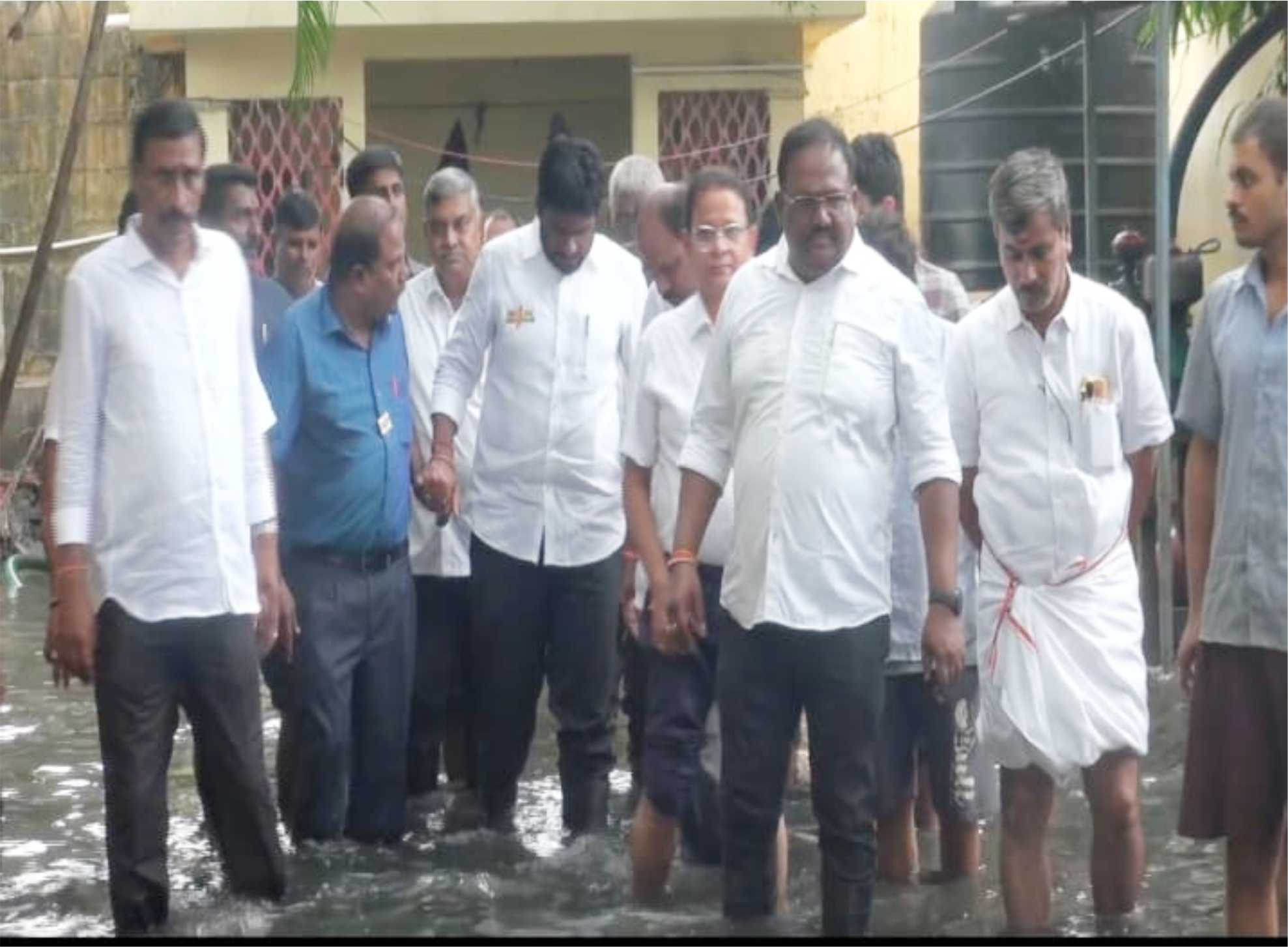 அம்பத்தூர் தொழிற்பேட்டையில் ஆய்வு மேற்கொண்ட அண்ணாமலை!