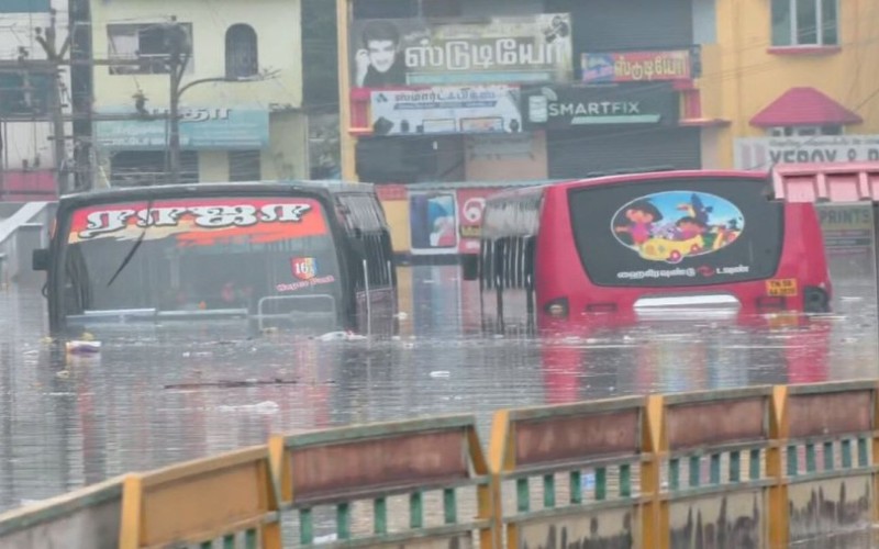 நெல்லை, தூத்துக்குடியில் நாளை பள்ளி, கல்லூரிகளுக்கு விடுமுறை!