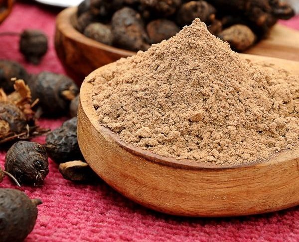 மலேரியா காய்ச்சலையும் குணப்படுத்தும் கோரைக்கிழங்கின் அற்புத குணங்கள்!