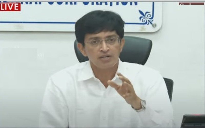 "50 ஆண்டுகளில் இல்லாத அளவுக்கு மழை பொழிவு"- மாநகராட்சி ஆணையாளர் ராதாகிருஷ்ணன் பேட்டி!