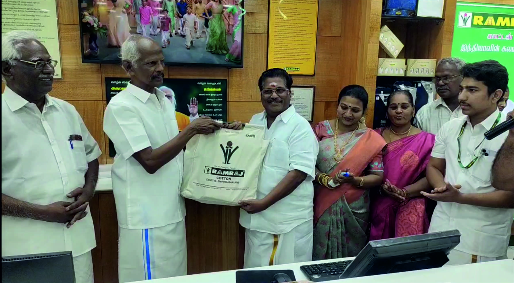 ஆவடியில் ராம்ராஜ் காட்டன் நிறுவன புதிய ஷோரூம் திறப்பு விழா - பிரமாண்டமான சலுகைகள் அறிவிப்பு!