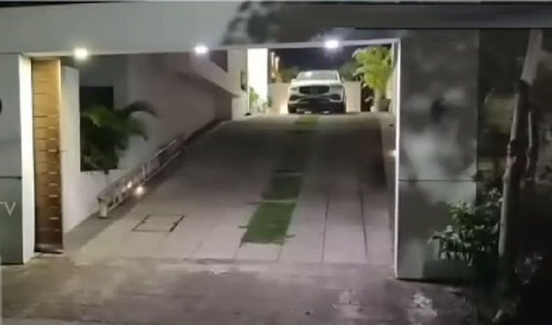 தொழிலதிபர் வீட்டில் தங்கம், வைர நகைகள் கொள்ளை!