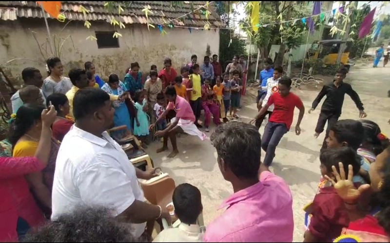 பொதுமக்கள் இணைந்துக் கொண்டாடிய சமத்துவ பொங்கல் விழா!