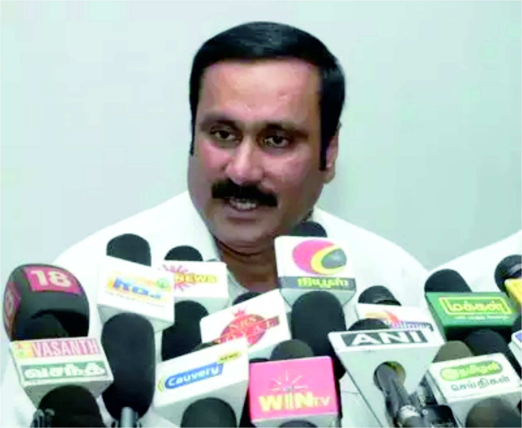 தமிழ்வழிக் கல்வியை கட்டாயமாக்க மறுப்பது ஏன்? – டாக்டர் அன்புமணி ராமதாஸ் கேள்வி!