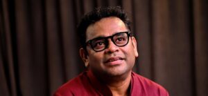 மறைந்த பாடகர்களை AI தொழில்நுட்பத்தால் உயிர்பெறச் செய்த இசைப்புயல் ஏ ஆர் ரகுமான்!