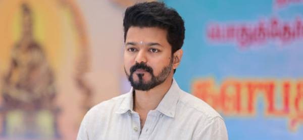 விஜயை பண்ண விரும்பல விமர்சனம்..... நாட்டு மக்களுக்கு வேண்டியது விமோச்சனம்.... விஜயின் அரசியல் என்ட்ரி குறித்து டி ஆர்!
