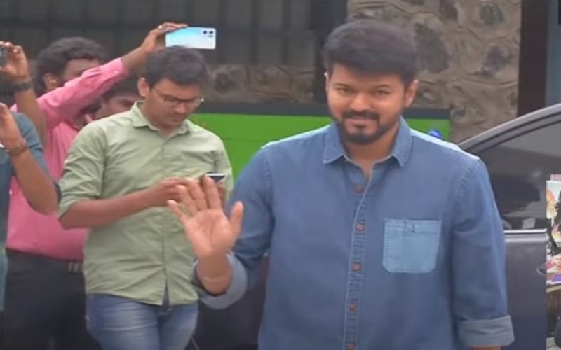 அரசியல் கட்சியாக மாறும் விஜய் மக்கள் இயக்கம்?