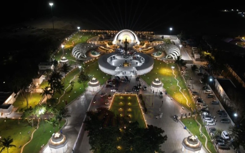 'கருணாநிதியின் இளமை காலம் முதல் முதுமை காலம் வரையிலான அரிய புகைப்படங்கள்'.....'கலையும், அரசியலும்' என்ற தலைப்பில் மினி திரையரங்கம்!