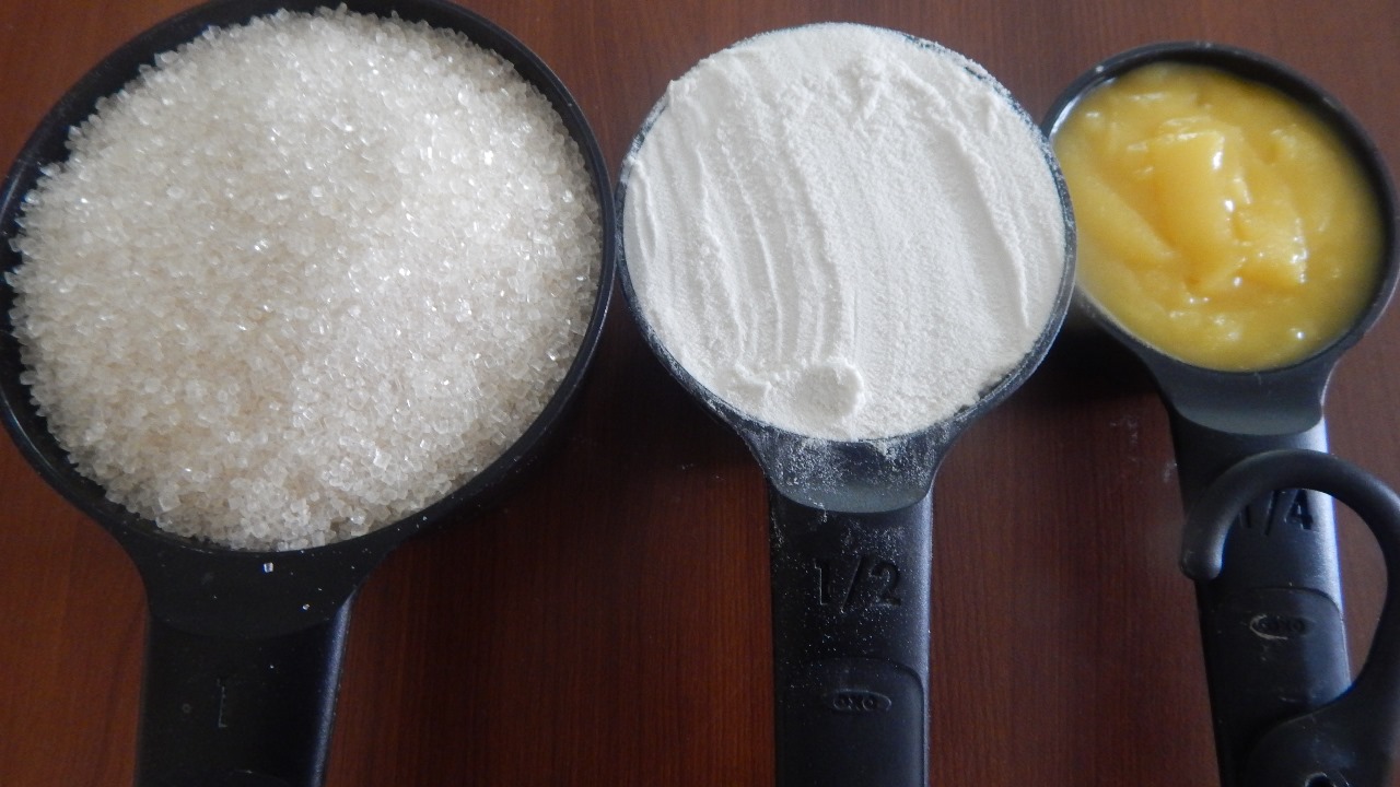 ரெட் வெல்வெட் கேக் செய்வது எப்படி?