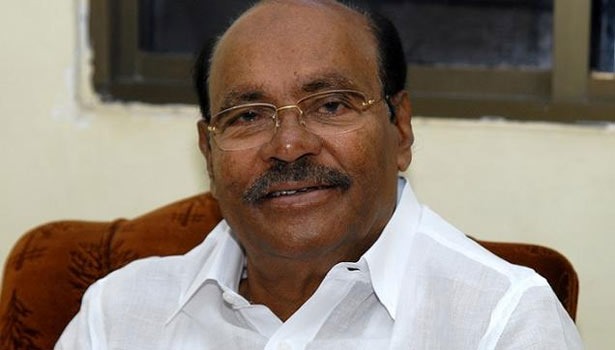 டாக்டர் ராமதாஸின் பயோபிக் படம்...... விலகிய சரத்குமார்..... மிரட்ட வரும் பிரபல நடிகர்!