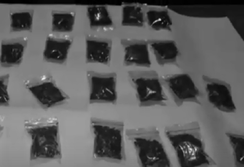 கஞ்சா விற்பனையில் ஈடுபட்ட சிறுவன் உட்பட 4 பேர் கைது!