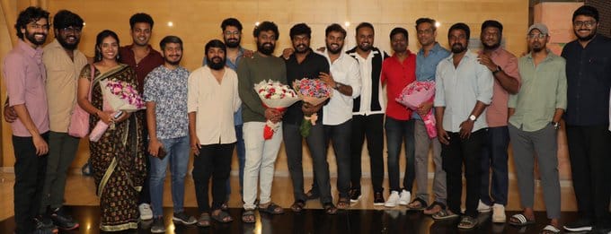 லவ்வர் படத்தின் வெற்றிக் கொண்டாட்டம்......வைரலாகும் புகைப்படம்!