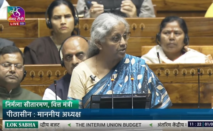 "இந்திய பொருளாதாரம் முன்னேறி வருகிறது"- நாடாளுமன்றத்தில் மத்திய நிதியமைச்சர் நிர்மலா சீதாராமன் பேச்சு!