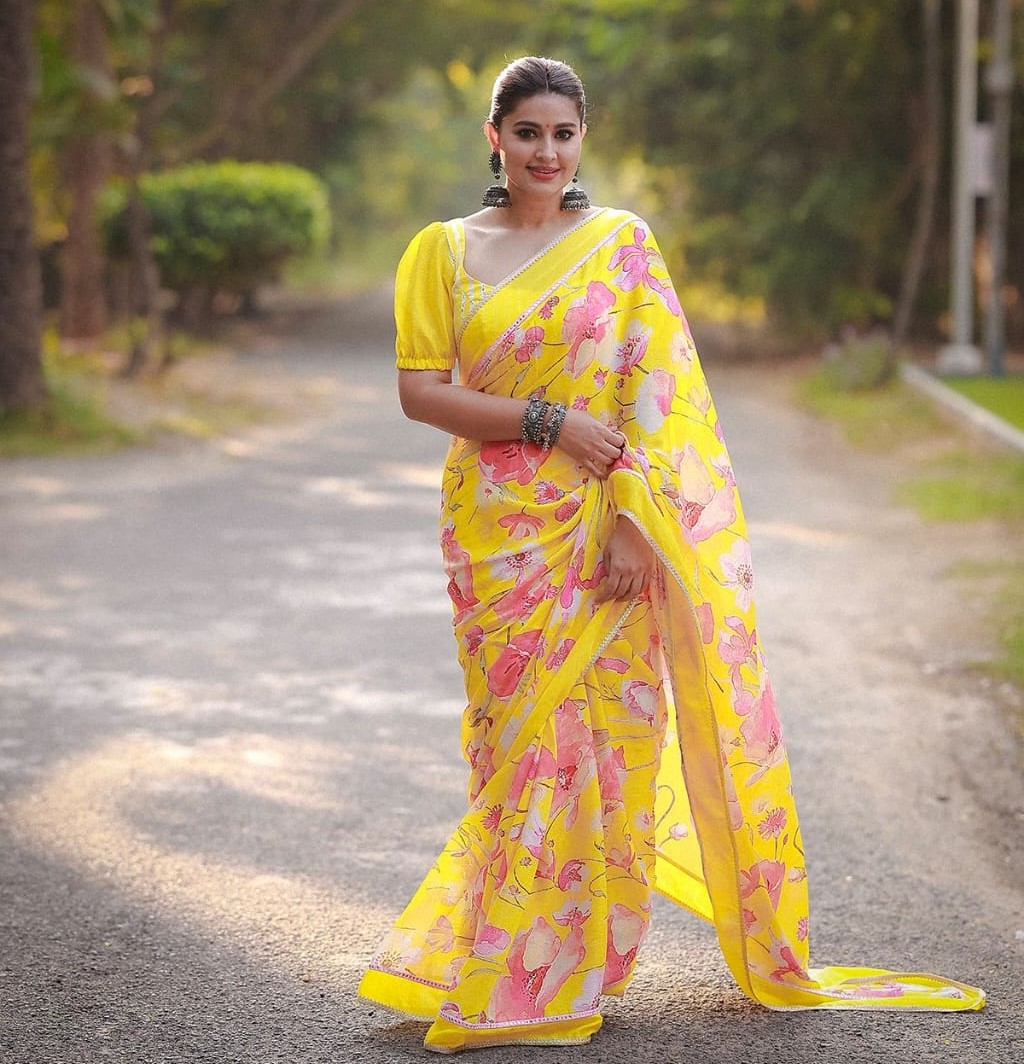 நயன்தாராவை தொடர்ந்து தொழிலதிபராக உருவெடுக்கும் நடிகை சினேகா!