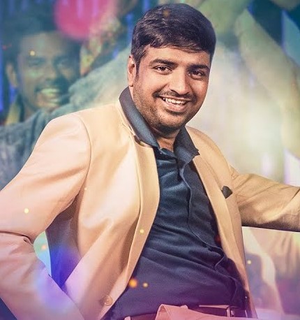 முதன்முறையாக இரட்டை வேடங்களில் நடிக்கும் சதீஷ்.... 'வித்தைக்காரன்' பட அப்டேட்!
