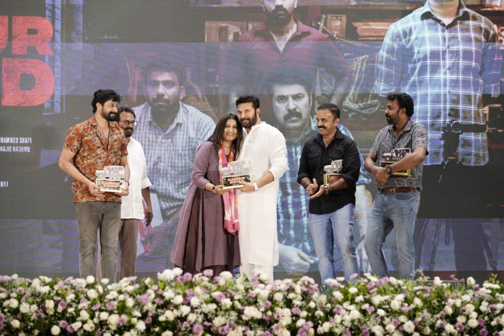 காதல் தி கோர், கண்ணூர் ஸ்குவாட் வெற்றி கொண்டாட்டம்… படக்குழு உற்சாகம்…