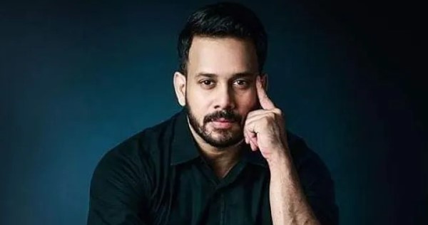 சினிமாவில் வாய்ப்பு கிடைக்காததால் ஆட்டோ ஓட்டுனராக மாறிய நடிகர் பரத்!