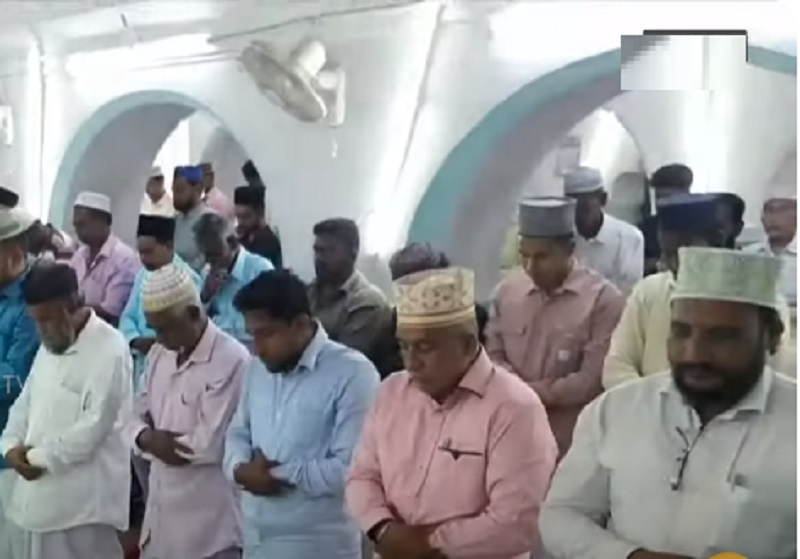 பிறை தெரிந்தது....தொடங்கியது ரமலான் நோன்பு!