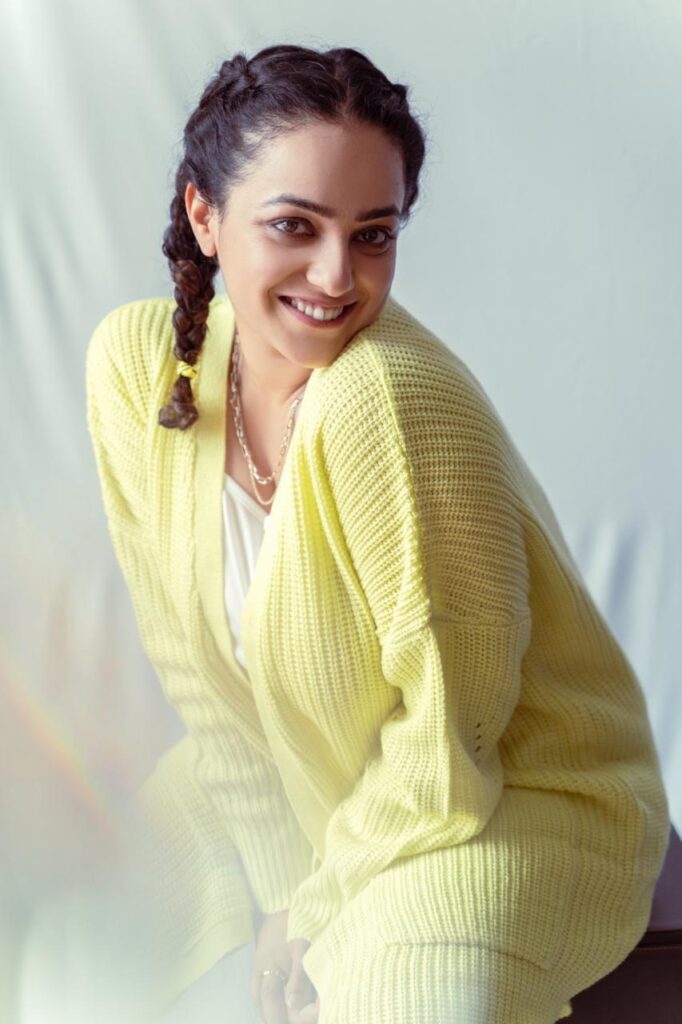 ரொமான்டிக் ஃபேண்டஸி படத்தில் நடிக்கும் தனுஷ் பட நடிகை!