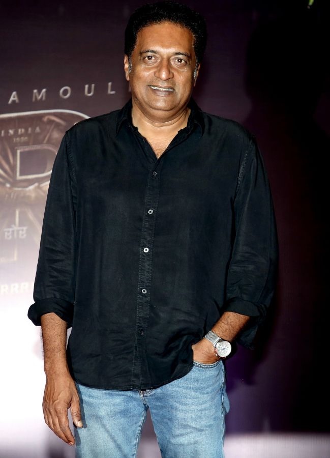 நடிகர் பிரகாஷ்ராஜ் பிறந்தநாள் ஸ்பெஷல்!