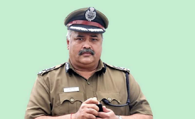 முன்னாள் சிறப்பு டி.ஜி.பி. ராஜேஷ் தாஸ் தலைமறைவு!