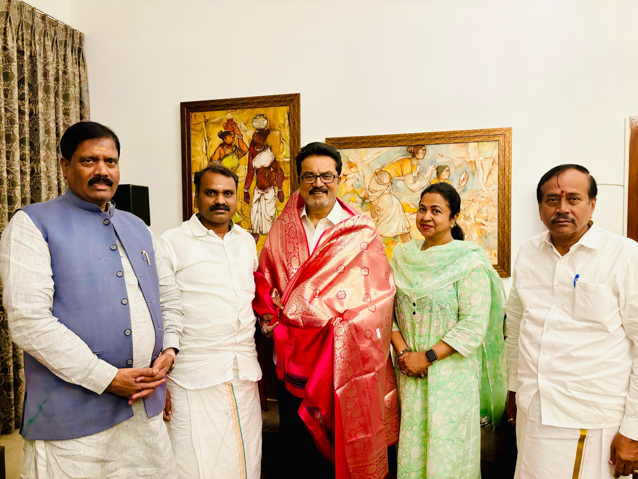 பா.ஜ.க.வுடன் கட்சியை இணைத்தார் சரத்குமார்!