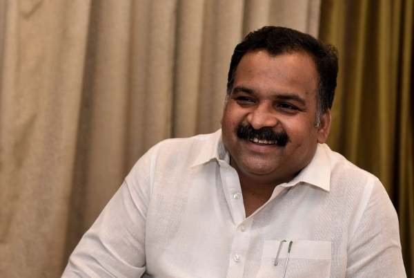"மாணிக்கம் தாக்கூர் வழக்கில் ஒரு வாரத்தில் முடிவு"- உயர்நீதிமன்றத்தில் தேர்தல் ஆணையம் தகவல்!