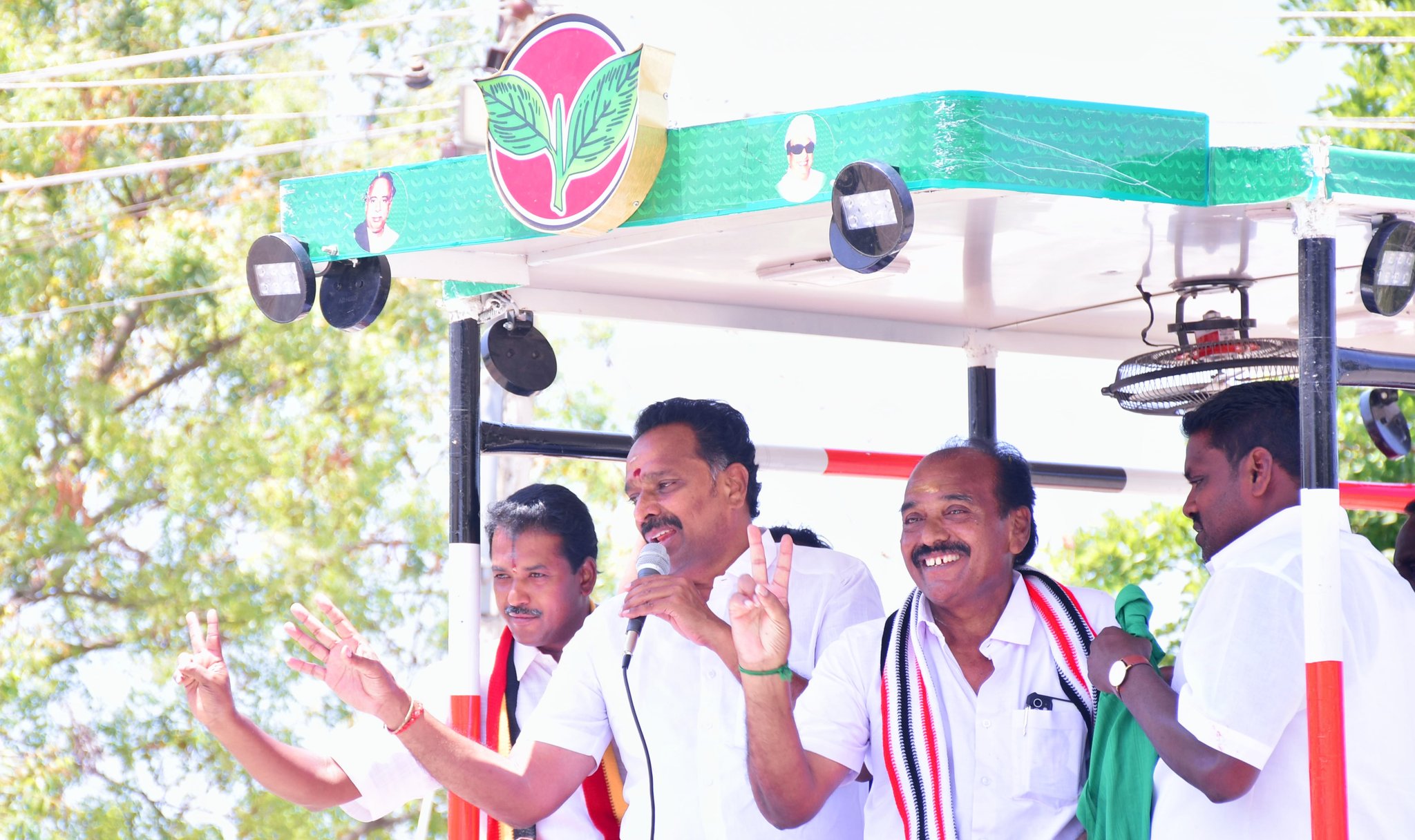 தேர்தல் அதிகாரியை மிரட்டிய புகாரில் எம்.ஆர்.விஜயபாஸ்கர் மீது வழக்கு!