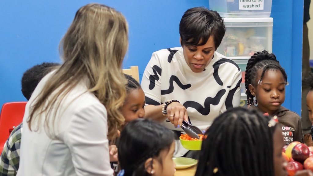 2021- ஆம் ஆண்டு தேர்தல் வாக்குறுதியை நிறைவேற்றிய கனடா பிரதமர்!