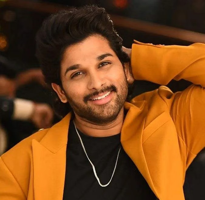 நடிகர் அல்லு அர்ஜுன் மீது நான்கு பிரிவுகளின் கீழ் வழக்கு பதிவு!