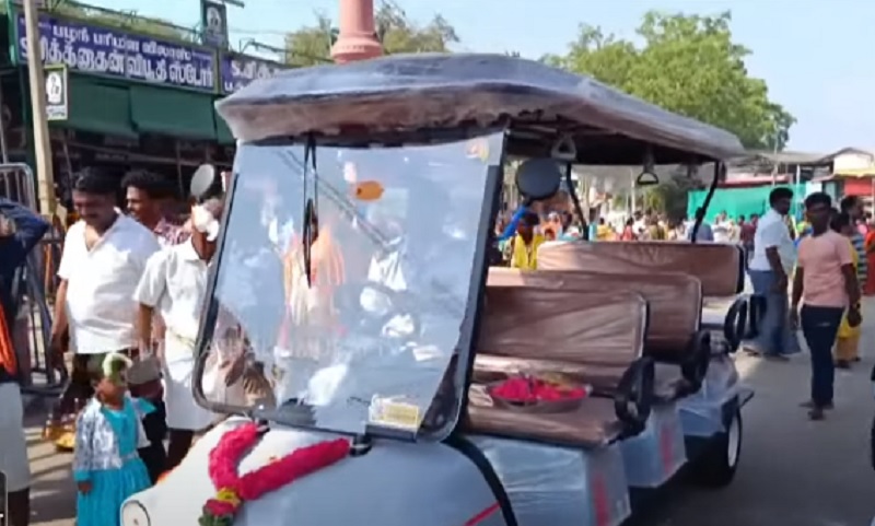 பழனியில் பயன்பாட்டிற்கு கொண்டு வரப்பட்ட பேட்டரி வாகனம்!