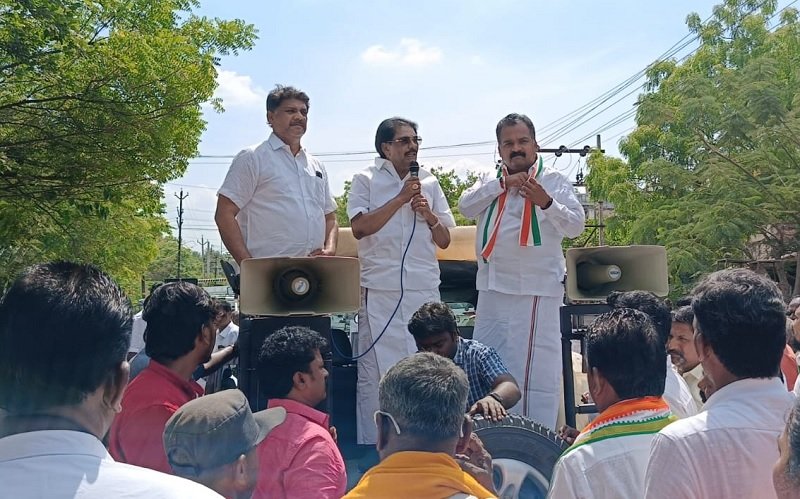 கொளுத்தும் வெயிலில் குடிக்க தண்ணீர் கேட்ட அமைச்சர் கே.கே.எஸ்.எஸ்.ஆர்.ராமச்சந்திரன்!