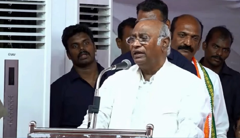 "444 எம்.எல்.ஏ.க்களை விலைக்கு வாங்கியவர் மோடி"- மல்லிகார்ஜுன கார்கே விமர்சனம்!