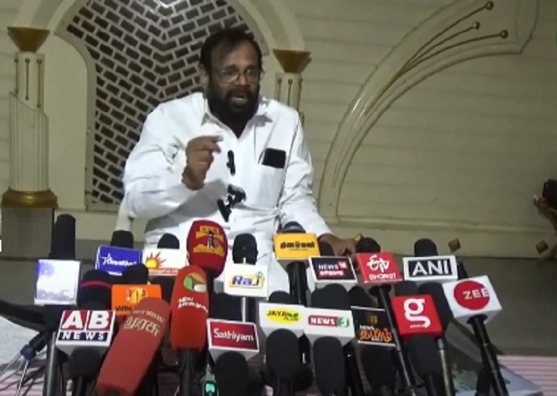 கர்நாடக மாநில அ.தி.மு.க. செயலாளர் திடீர் ராஜினாமா!