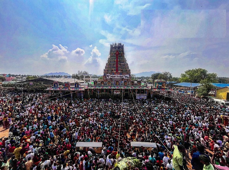 பிரசித்திப் பெற்ற காளிப்பட்டி கந்தசாமி கோயிலில் கோலாகலமாக நடந்த மஹா கும்பாபிஷேகம்!