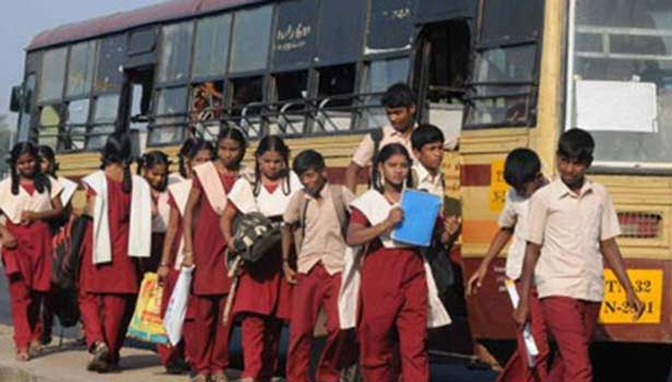 பள்ளி மாணவர்கள் பழைய பஸ் பாஸ் மூலம் பயணிக்கலாம்