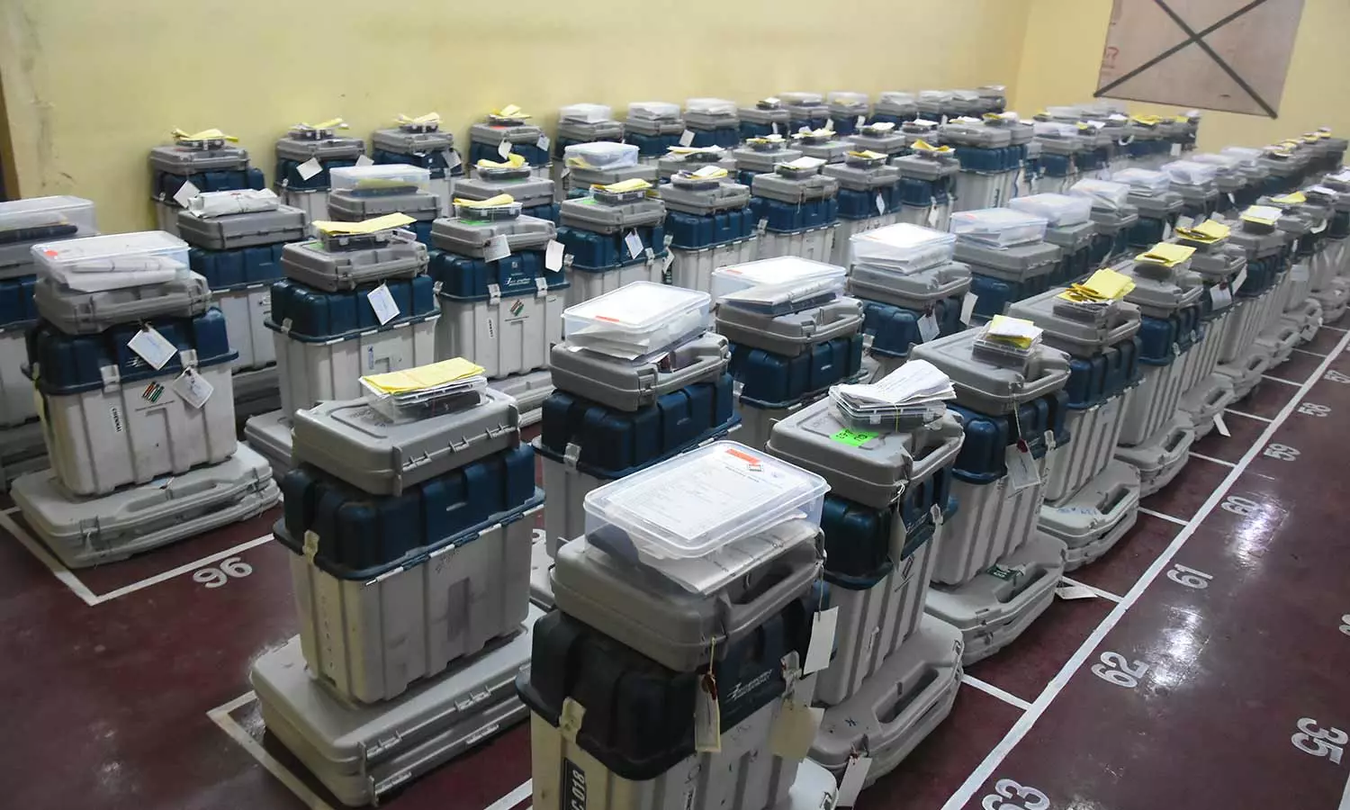 சென்னையில் வாக்கு எண்ணும் மையங்களில் பயிற்சி கூட்டம்