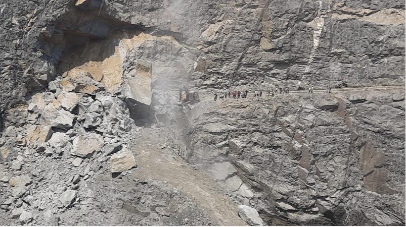 கரூர் மாவட்டத்தை பாதுகாக்க அரசு நடவடிக்கை எடுக்க வேண்டும் - பொதுமக்கள் கோரிக்கை