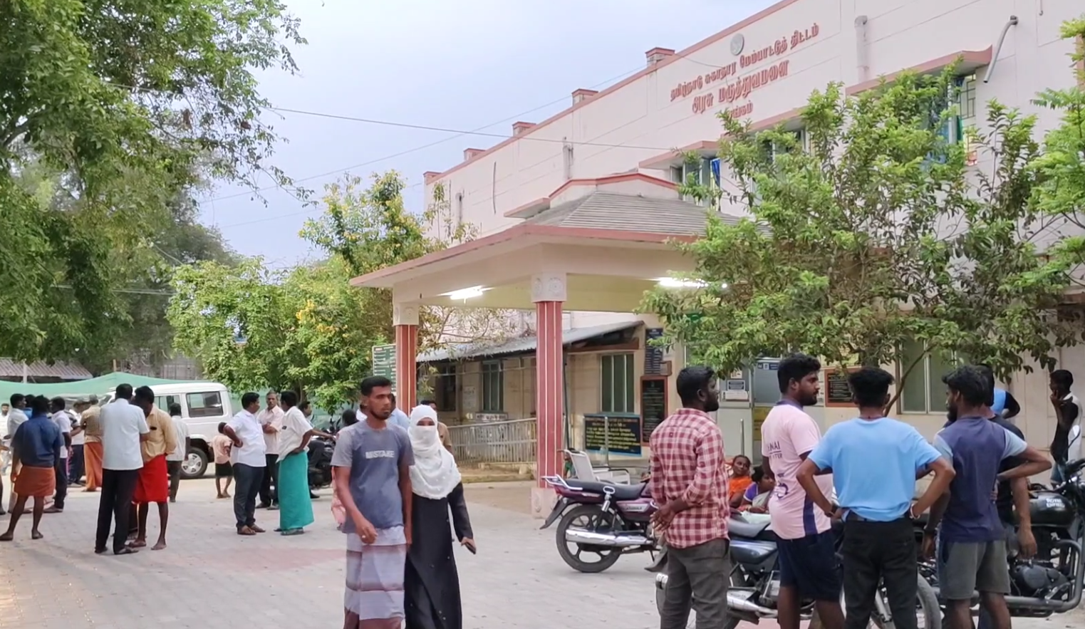 +2 பொதுத் தேர்வில் குறைந்த மதிப்பெண் - மாணவன் தற்கொலை முயற்சி