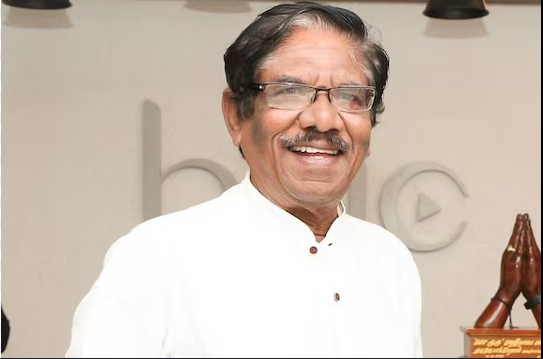 மாலிவுட்டில் அறிமுகமாகிறார் இயக்குநர் இமயம் பாரதிராஜா!