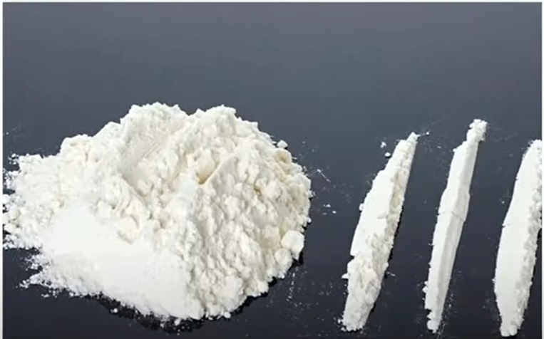 லாட்டரி ஆசையைத் தூண்டி போதை பொருளை கடத்தும் கும்பல்