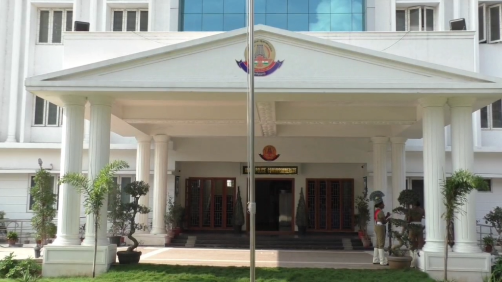 ஆவடி காவல் ஆணையர்