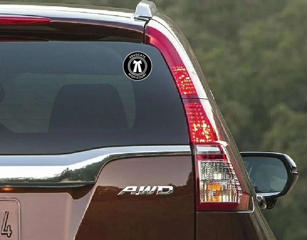 மே 2-ம் தேதி முதல் வழக்குப்பதிவு செய்து நடவடிக்கை எடுக்கப்படும் என சென்னை போக்குவரத்து போலீசார் தரப்பில் தெரிவிக்கப்பட்டது