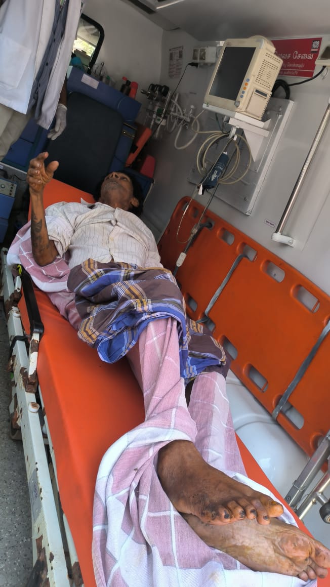 முதியவரை மீட்டெடுத்து மருத்துவமனையில் சேர்த்த காவல் துறையினருக்கு மனித உரிமை ஆணையம் பாராட்டு