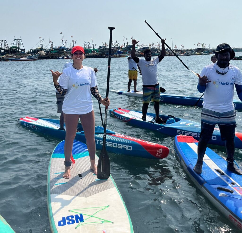 சமூக பணிகளிலும்  ரெஜினா கசாண்ட்ரா