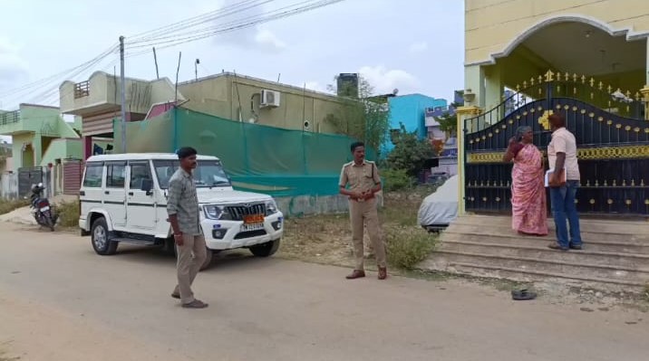 ஆவடி அருகே 60 சவரன் நகை கொள்ளை