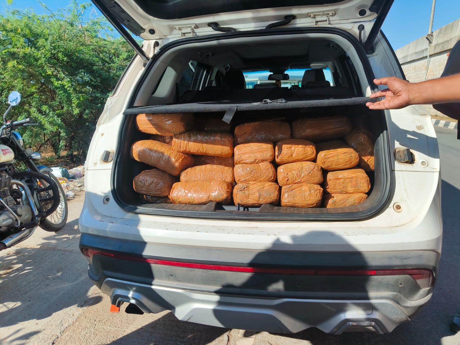 ஆவடியில் 200 கிலோ கஞ்சா பறிமுதல்